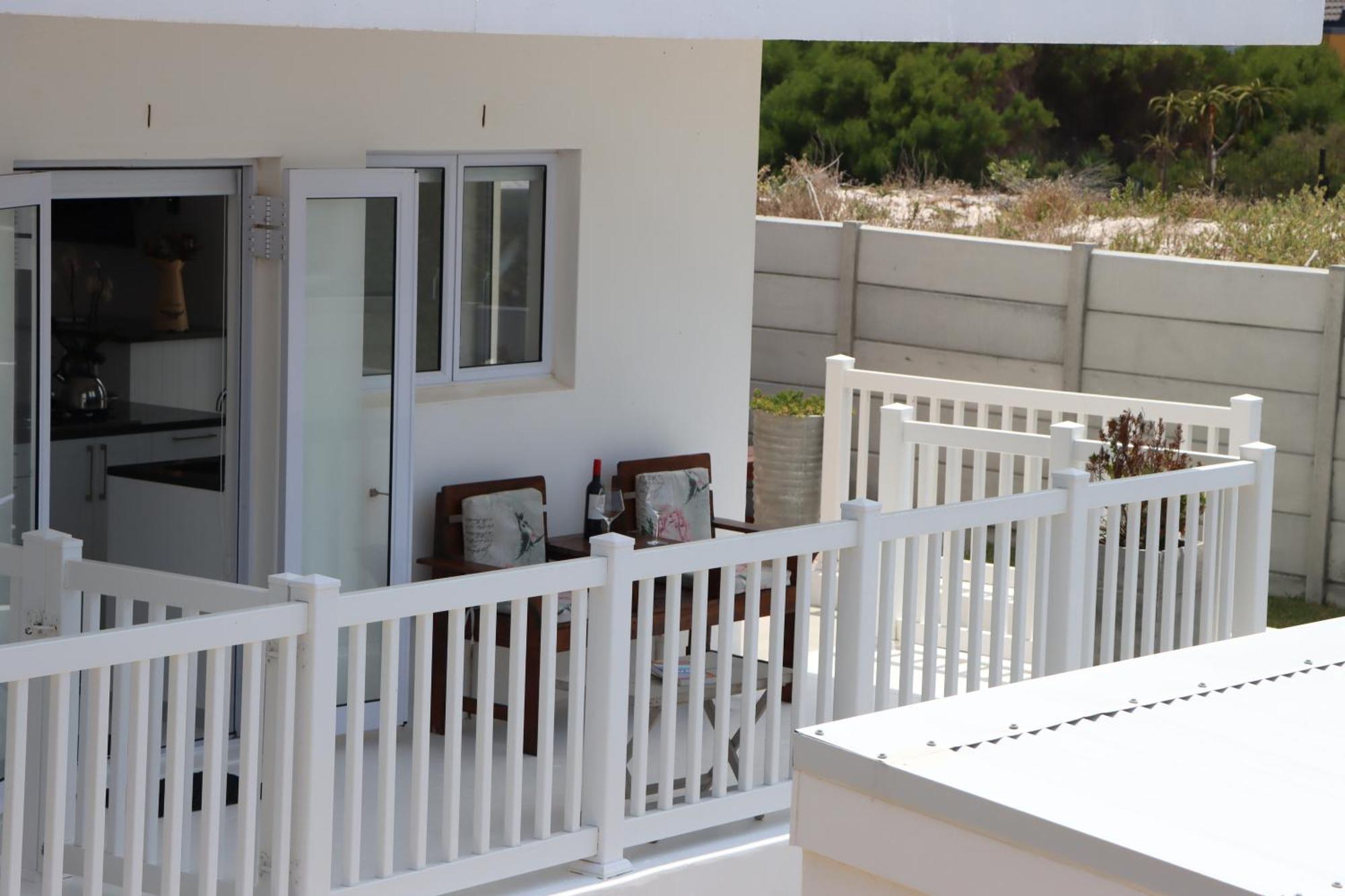 Nivenia Beach House Беттіс-Бей Екстер'єр фото