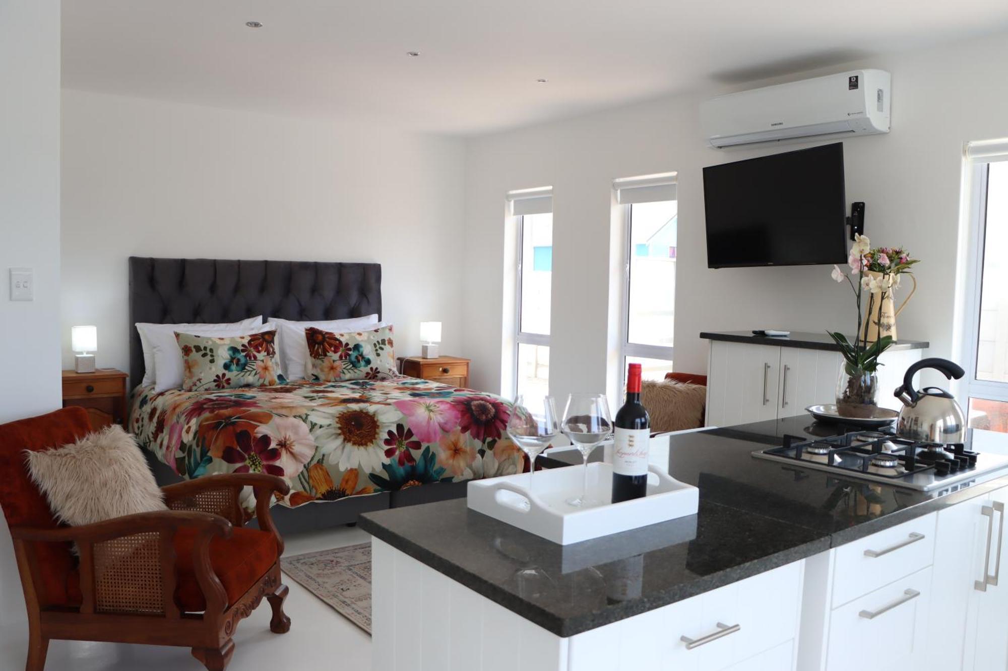 Nivenia Beach House Беттіс-Бей Екстер'єр фото